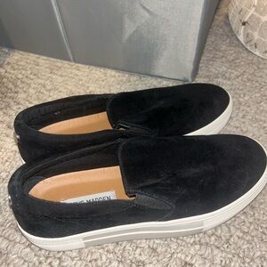 Steve Madden Black Suede Loafers Slip-Ons Velvet